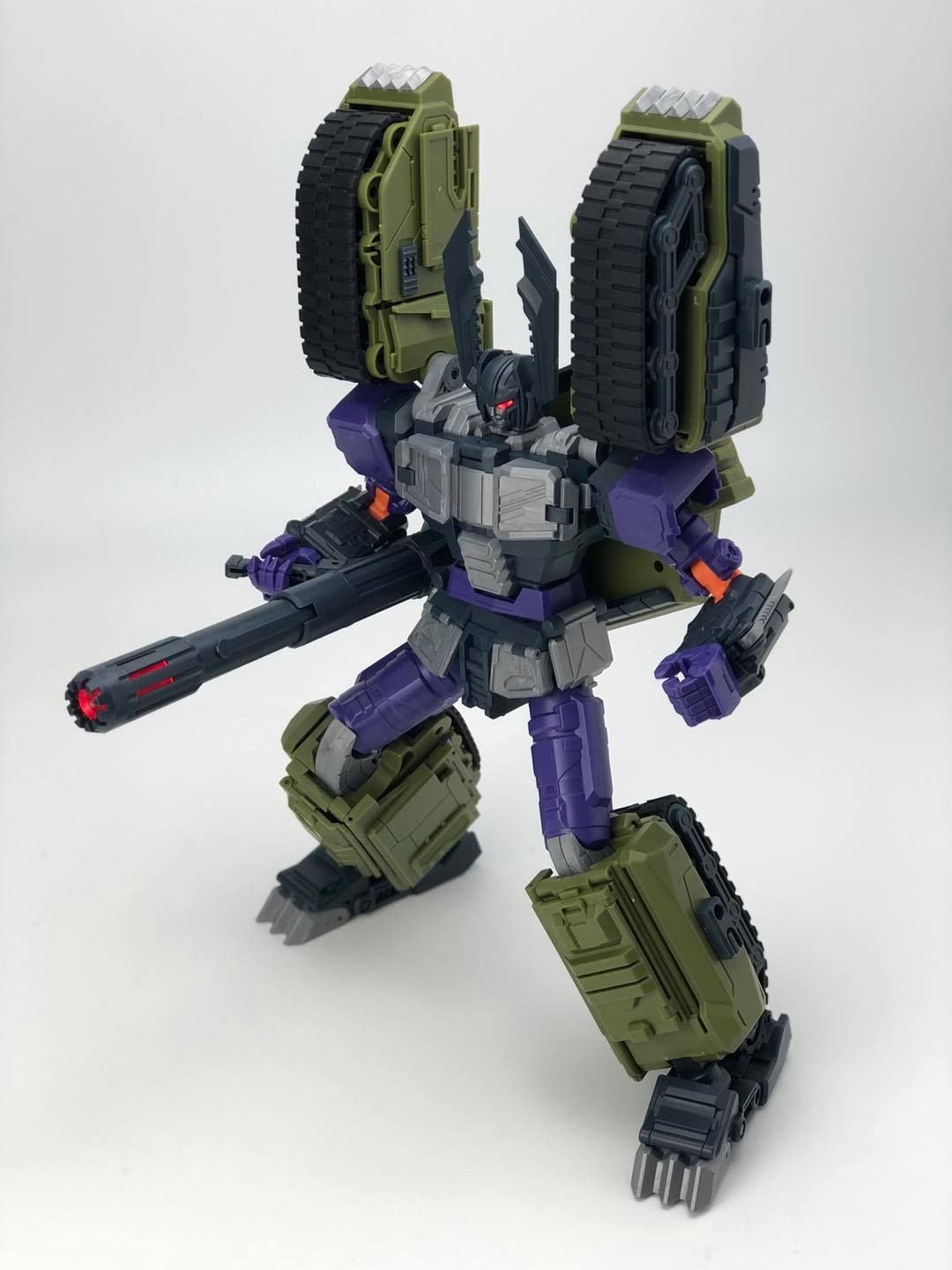 New FansHobby MB-17A Ultra Meg-Tyranno Armada Megatron